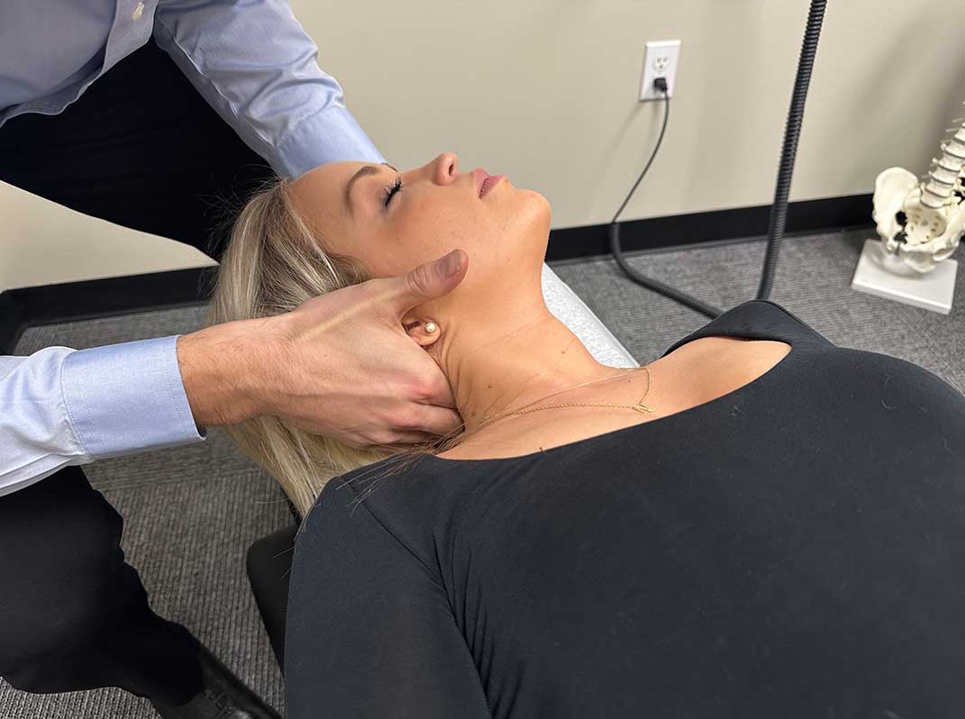 Pain Management Techniques for Neck Pain Sufferers